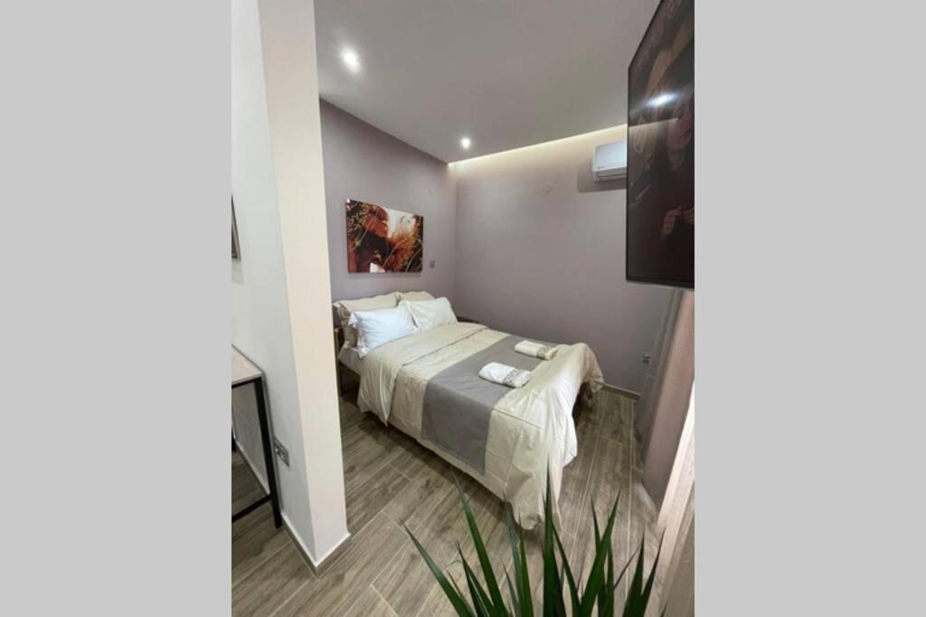 Comfort And Seaview Apartment Nea Paralia Tesalonika Bagian luar foto